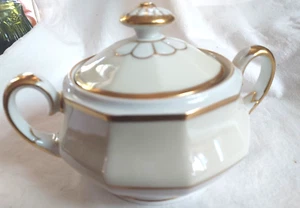 Heinrich Bella Colonial Sugar Bowl with Lid - Excellent Condition - Picture 1 of 8