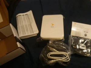 Sprint Voice pro Cell Signal Booster, New In Box - Picture 1 of 3