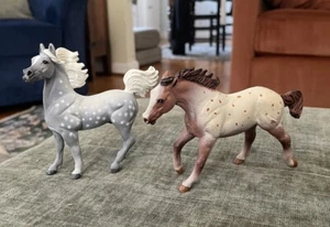 1997 Safari Ltd Horse Figure Toy Lot of 2 - Picture 1 of 6