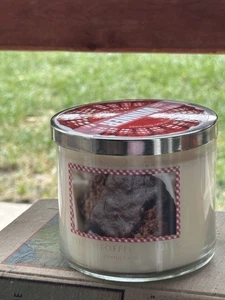 Candela Slatkin & Co Sticky Toffee Pudding 3 stoppini rara HTF bagno e corpo funziona - Foto 1 di 3