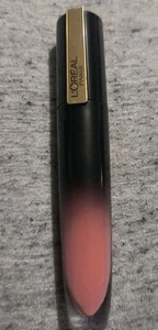 L'Oreal Paris Brilliant Signature Shiny Stain Lip 305 essere accattivante 0,21 fl oz - Foto 1 di 3