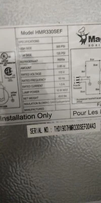 Magic Chef 3,3 cu. Mini nevera de pies con aspecto de acero inoxidable Foto 1 de 4