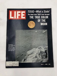 July 1 1966 Life Magazine The True Color Of The Moon - Picture 1 of 4