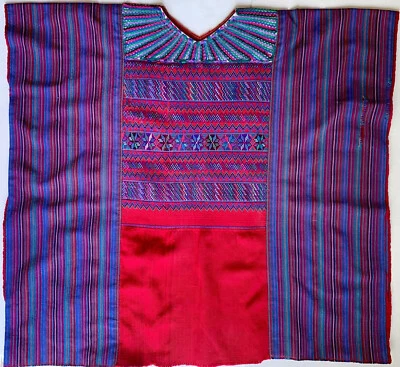 Huipil guatemalteco vintage bordado tejido a mano - Todo Santos - 27x30 Foto 1 de 3