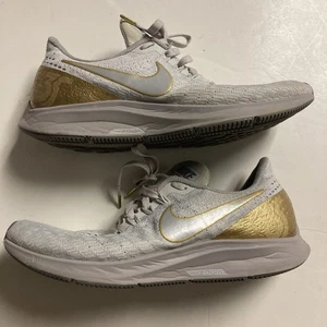 Nike Women's Size 7.5 Air Zoom Pegasus 35 AV3046-001 Gray & Gold Running Shoes - Picture 1 of 8