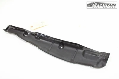 2017-2019 AUDI A4 B9 FRONT RIGHT PASSENGER FENDER REARWARD INSULATOR COVER OEM - Image 1 of 4