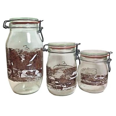 CURRIER & IVES CARLTON frascos/botes de vidrio con bisagra de paca juego de tapas de alambre ~ 3 de colección Foto 1 de 4