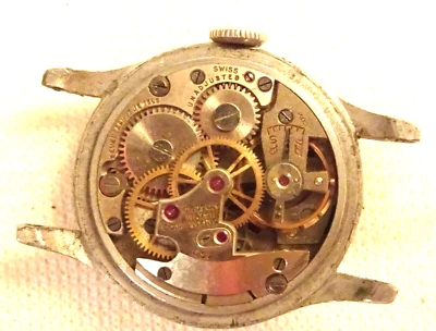 Croton Wristwatch Movement 17J Vintage Swiss 652 Parts or Repair - Image 1 of 2