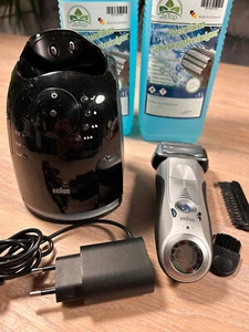 Braun Series 7 - Typ: 5692 Rasierer Reinigungsstation 2L Reiniger Rasierapparat - Bild 1 von 11