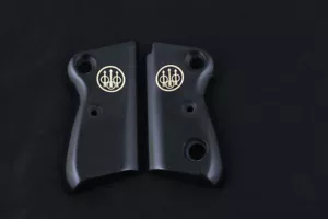 KSD Marke Beretta Mod 71 - 72 - 75 Jaguar kompatible schwarze Acrylgriffe - Bild 1 von 1