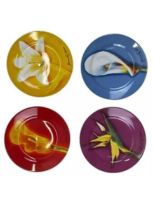 Juego de 4 platos de postre florales de porcelana Givenchy Parfums coleccionables - Imagen 1 de 9