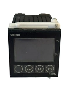 Omron E5CN-C2TU Temperature Controller 100 to 240V Plug-In 2 Outputs - Picture 1 of 5