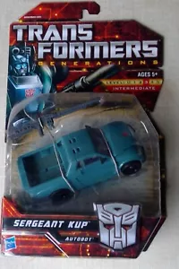 Transformers Generations SERGEANT KUP Deluxe Class Autobot - Picture 1 of 2