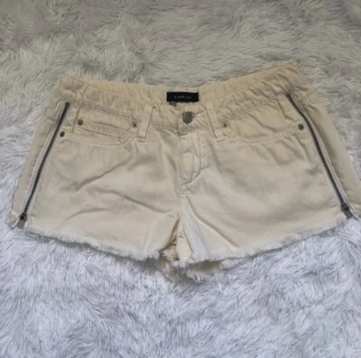 Pantalones Cortos de Jean BEBE Dobladillo Crudo Mezcla de Algodón Talla 26 Color Cram Marfil Cremalleras Laterales Foto 1 de 4