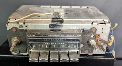 Oldsmobile Cutlass 442 Hurst F85 Delco 1969 radio AM 93APB1 funcionando/probado - OEM Foto 1 de 4