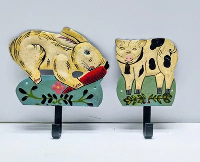 Ganchos de parede vintage pintados à mão arte popular coelho coelho vaca fazenda metal primitivo - Imagem 1 de 4