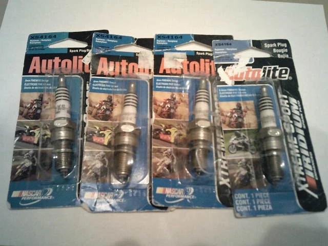 4 bujías deportivas Autolite XS4164 Iridium Xtreme nuevas Foto 1 de 1