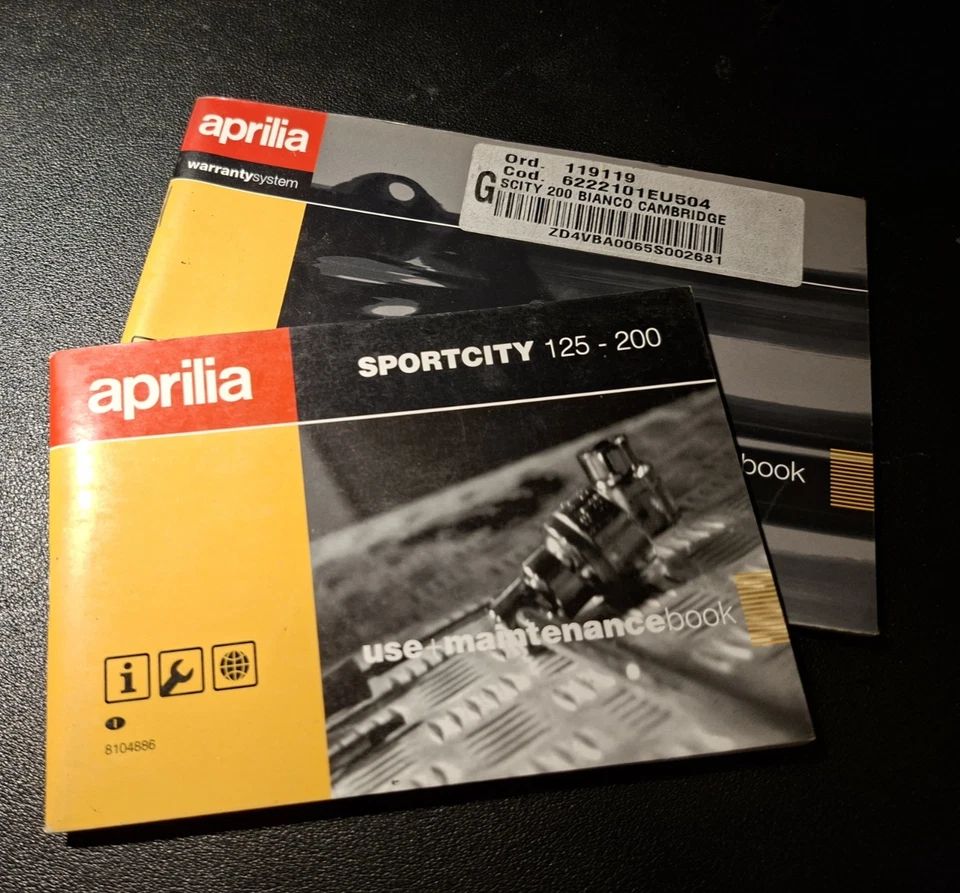 Manuali uso e manutenzione ORIGINALI Aprilia Sportcity 125-200 - Immagine 1 di 1