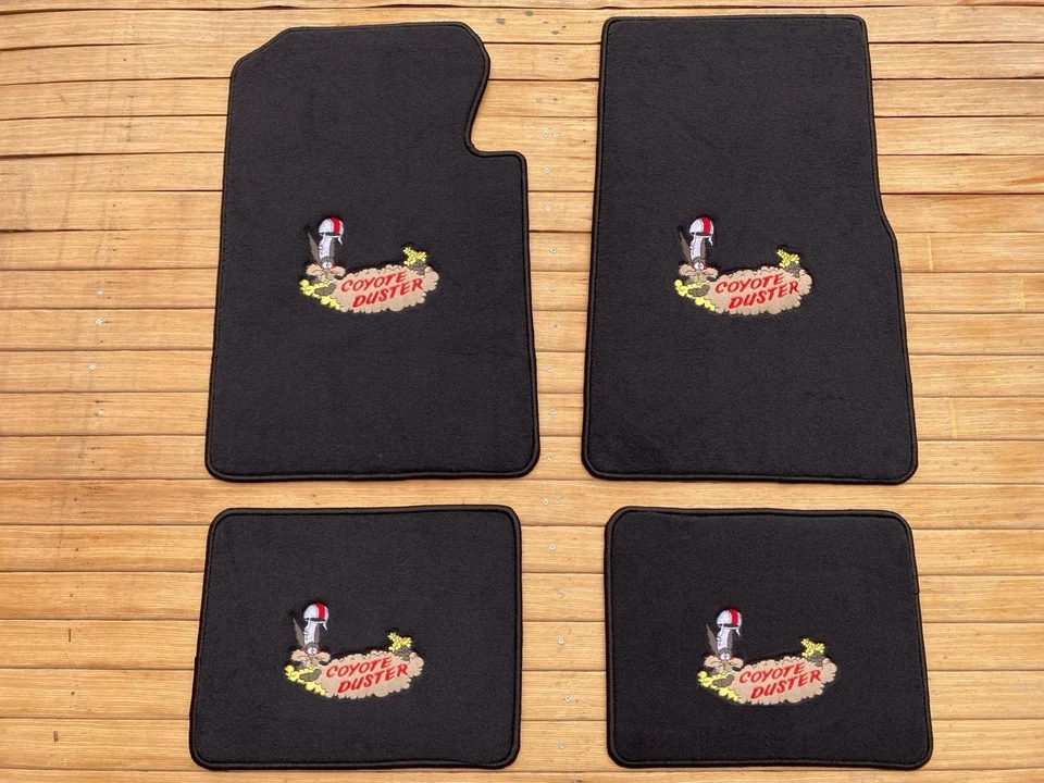 Alfombrillas alfombra COYOTE DUSTER 1968-75 4 PIEZAS para Plymouth Road Runner Foto 1 de 3
