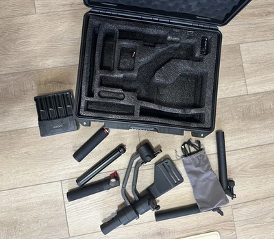 Estabilizador de cardán de 3 ejes MOZA Air Foto 1 de 4