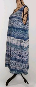Dressbarn - hübsches blaues Boho Paisley Biesen gefüttertes ärmelloses Kleid - Damen 18 - Bild 1 von 3