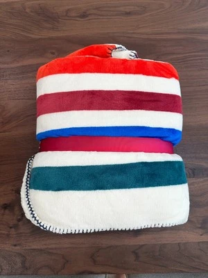 BATH & BODY WORKS Bath & Body Work Blanket Summer Beach NWT 50" X 60" Sherpa & Plush Throw Stripes