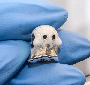 New 100% Original PANDORA Brand 793404C01 White Glow in the dark Boo Ghost Charm - Picture 1 of 7
