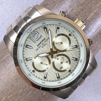 Reloj Armitron Hombre Oro Acero Inoxidable Cronógrafo 52mm Resistente al Agua Japón Foto 1 de 4