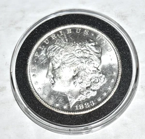 ONE (1) US "CARSON CITY" MORGAN DOLLAR (1883-CC) GEM BU, sigillato in plastica - Foto 1 di 4