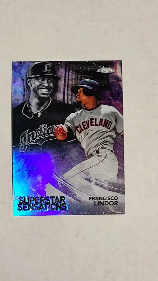 Francisco Lindor 2018 Topps Chrome Superstar Sensations SS8 - Image 1 of 1