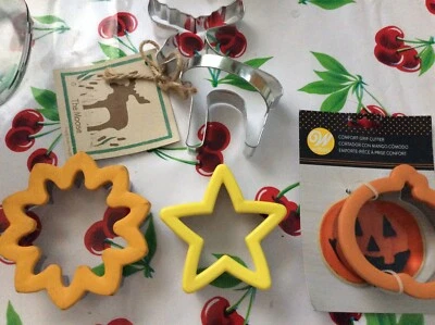 Juego de cortadores de galletas otoño otoño 4 Lg formas de galletas alce calabaza estrella girasol Foto 1 de 4