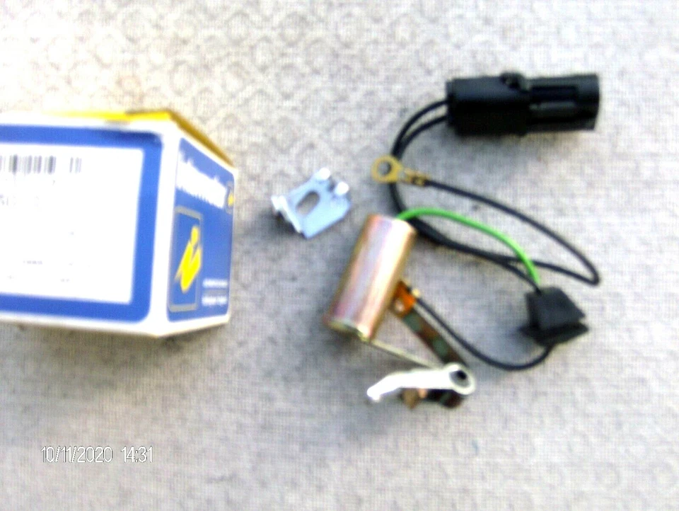 RENAULT 5 DISTRIBUTOR POINTS - Image 1 of 1