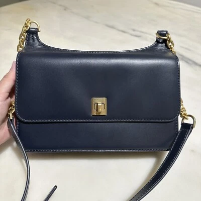 NUEVO CON ETIQUETAS MICHAEL KORS Natalie Cadena Mensajero en Caja Cuero, Color Medianoche Foto 1 de 4