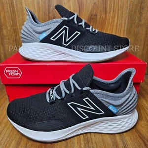 NEW BALANCE Para Mujer WROAVLW Espuma Fresca Tenis para Correr Zapatos ~ Negro/Gris - Imagen 1 de 5