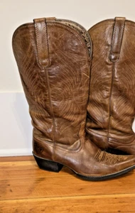 Stivali western Ariat donna arrotondati x punta taglia 8B stile #10016353 - Foto 1 di 10