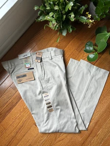 Dockers Mens Slim Fit Flat Front Pants 34X30 Khakis - Picture 1 of 4