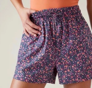 NWOT ($39) Athleta Girl Play More 3" Short Terrain Texture Multi Shorts. XS (6) - Picture 1 of 6