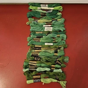 Green Embroidery Floss JP Coats, Galaxy, DMC, Star Lot Of 32 Vintage - Picture 1 of 4