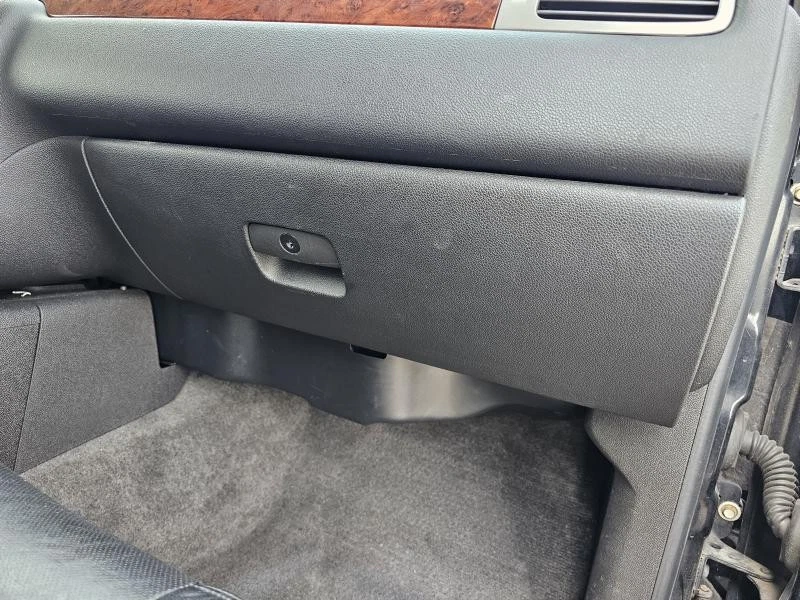 Перчаточная коробка CHEVY TAHOE 07 08 09 10 11 12 13 14 - Изображение 1 из 1