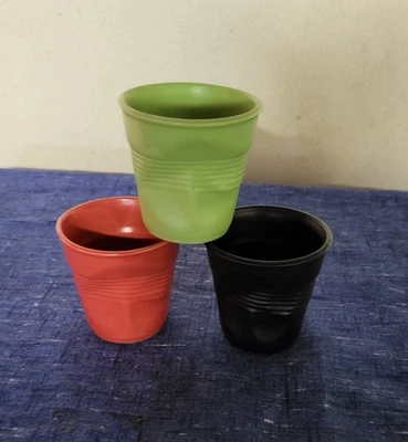 REVOL ,Lot 3 Tasses Gobelets Froissé  - Photo 1/4