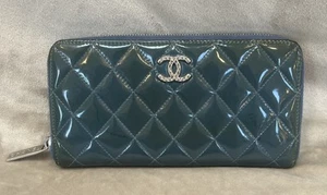 Authentic Blue Green CHANEL Interlocking Quilted Patent Leather Zipper Wallet - Picture 1 of 23