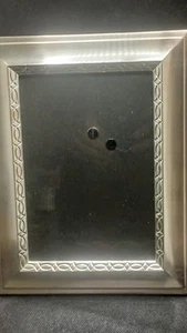5x7 silberfarben Metall freistehender/hängender Bilderrahmen - Bild 1 von 1