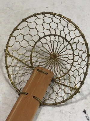 Skimmer araña de latón para restaurante chino de 4" con mango de bambú Foto 1 de 4