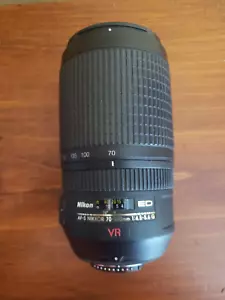 Nikon ED AF-S Nikkor 70-300mm 1:4.5-5.6 G VR Lens - Great Condition - Foto 1 di 4