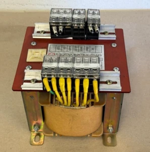 TRANSFORMADOR SUNCHUAN TIPO SB-DRA 1PH 1100VA 1.1KVA - Imagen 1 de 7