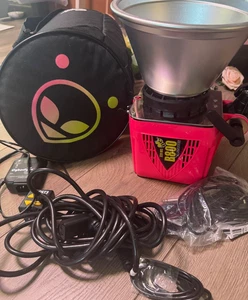 AlienBees B800 Paul C Buff Monolight Flash Pink w/ Carrying Case & Transmitter - Picture 1 of 11