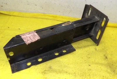 1975-78 Monterey Marquis 74-76 Mark IV 74 Montego NOS FRONT BUMPER ISOLATOR ARM - Image 1 of 4