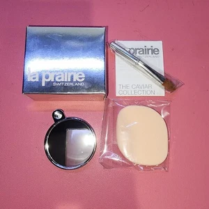 Set accessori La Prairie nuovo con scatola supporto spazzola in spugna per pelle fondotinta caviale - Foto 1 di 1