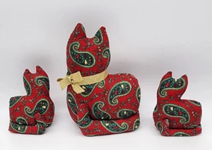 3er Set Vintage Handarbeit Plüsch Stoff Weihnachten Kätzchen Katze Volkskunst Mama und Babys - Bild 1 von 9