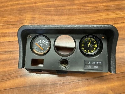 83-85 PORSCHE 944 CENTER CONSOLE CLOCK AND OIL PRESSURE GAUGE OEM - Image 1 of 4